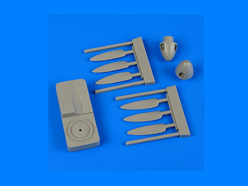 QB72439 Ju 88A-4/C-6 propeller w/tool 1/72